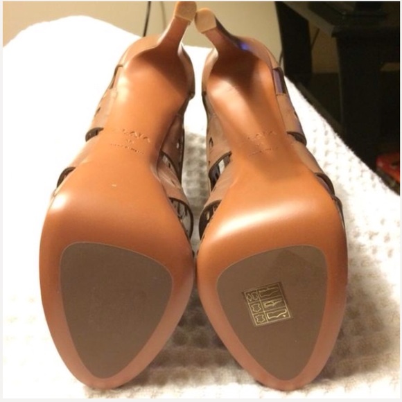 ALAIA STTUDED PLATFORM HEELS SANDALS NWOT - Picture 6 of 7